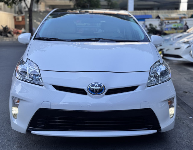 prius-2012-option4-deluxe-solar-big-0