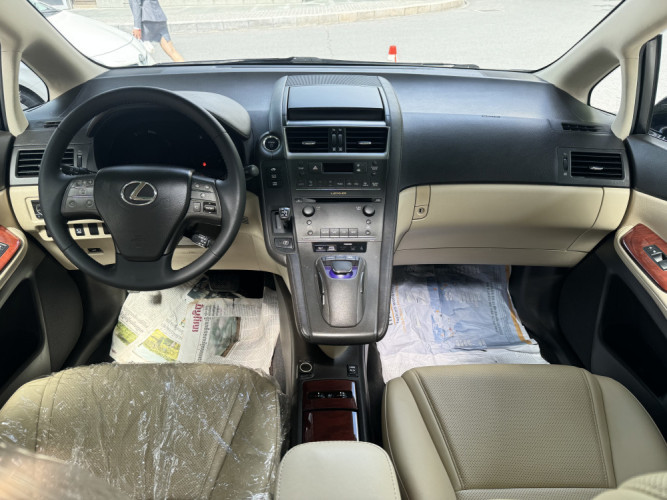 lexus-hs-250h-full-primium-2010-big-3