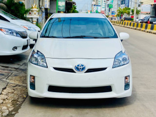 ឡានលក់ Toyota Prius 2010 Option 2 បំពាក់ ម៉ាញ៉េ Android